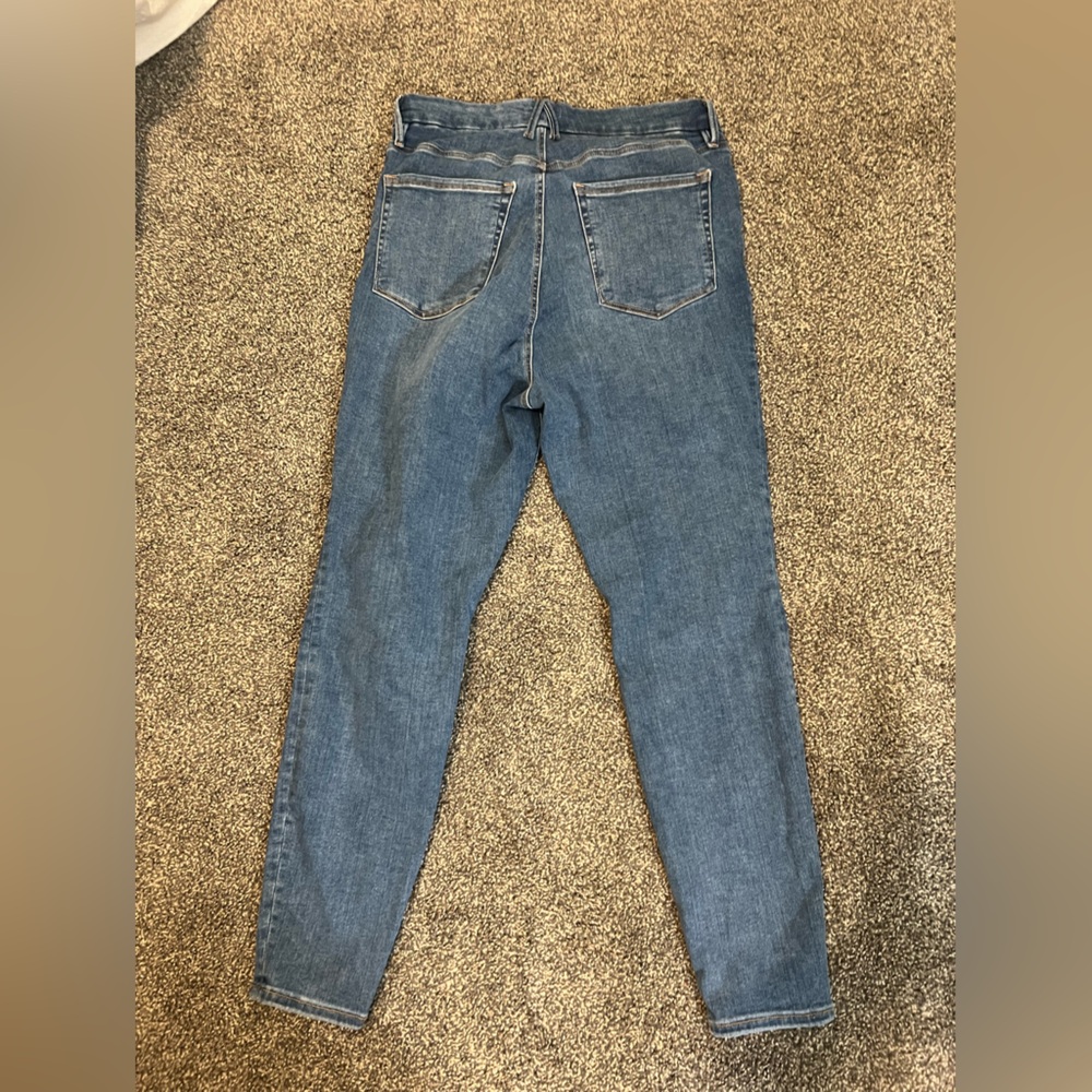Good American “always fits” jeans size 14-18. NWOT - Picture 3 of 3